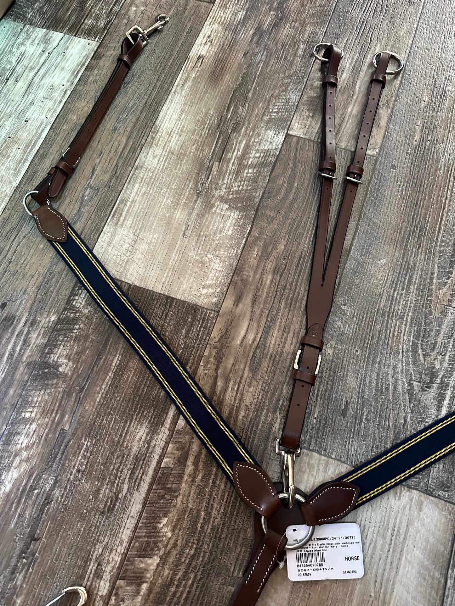 HDR Three Point Elastic Breastplate with running attachment