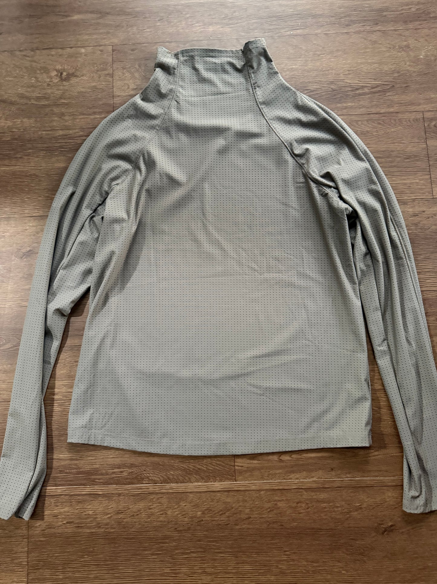 Calia Perforated Mockneck - Medium