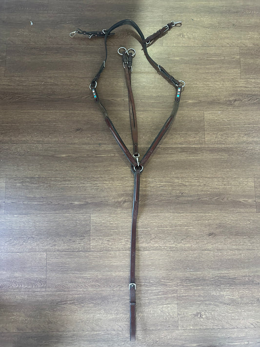 Voltaire Breastplate with running attachment